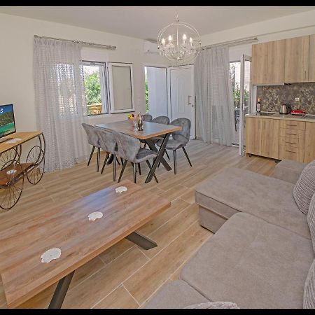 Apartamento Pasithea House Skala Sotiros Exterior foto